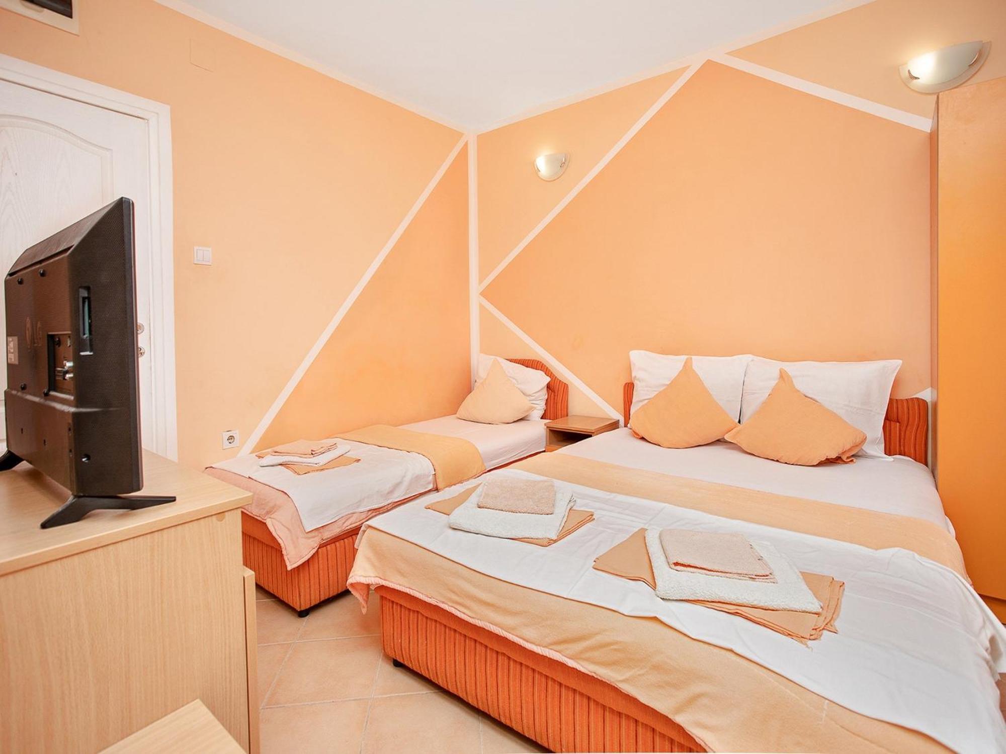 Apartments Mik5 - Famous Beach Jaz Budva Room photo